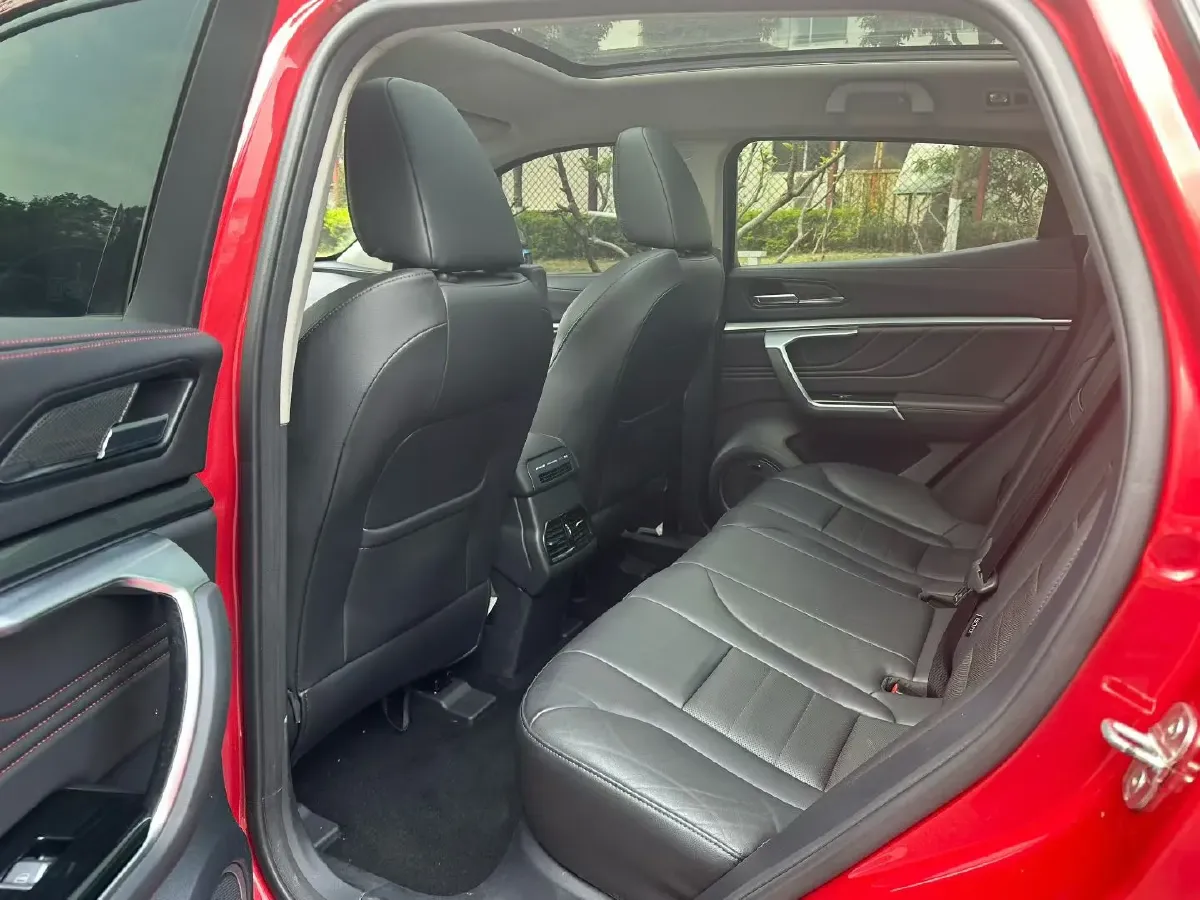 2017 WEY VV5 2.0T 197HP L4 7DCT,autocango,china used car exporter,china ev exporter,chinese used car exporter,chinese used ev exporter