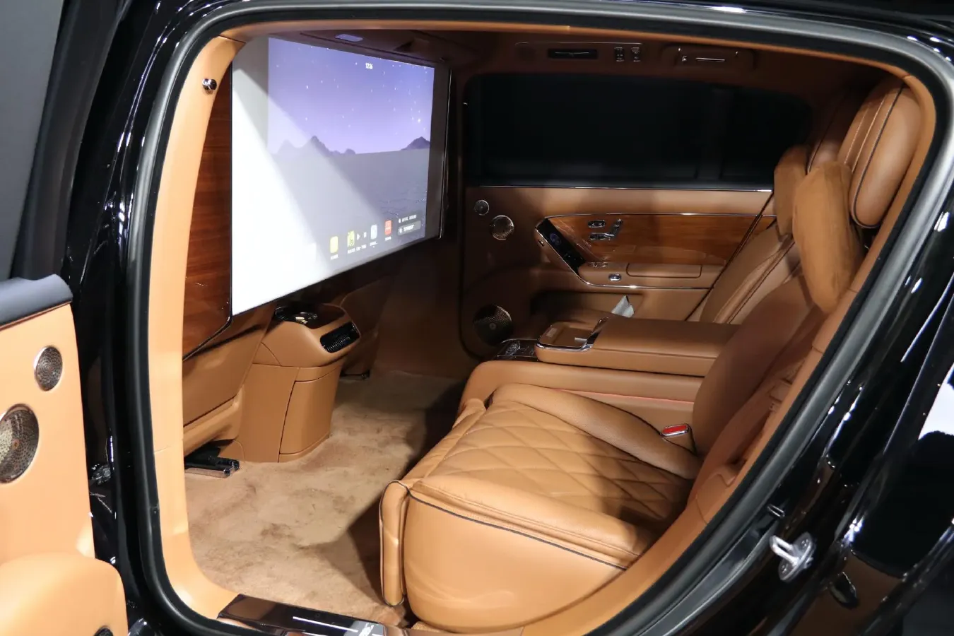 2025 HIMA S800 REEV 170HP REEV 65KWH,autocango,china used car exporter,china ev exporter,chinese used car exporter,chinese used ev exporter