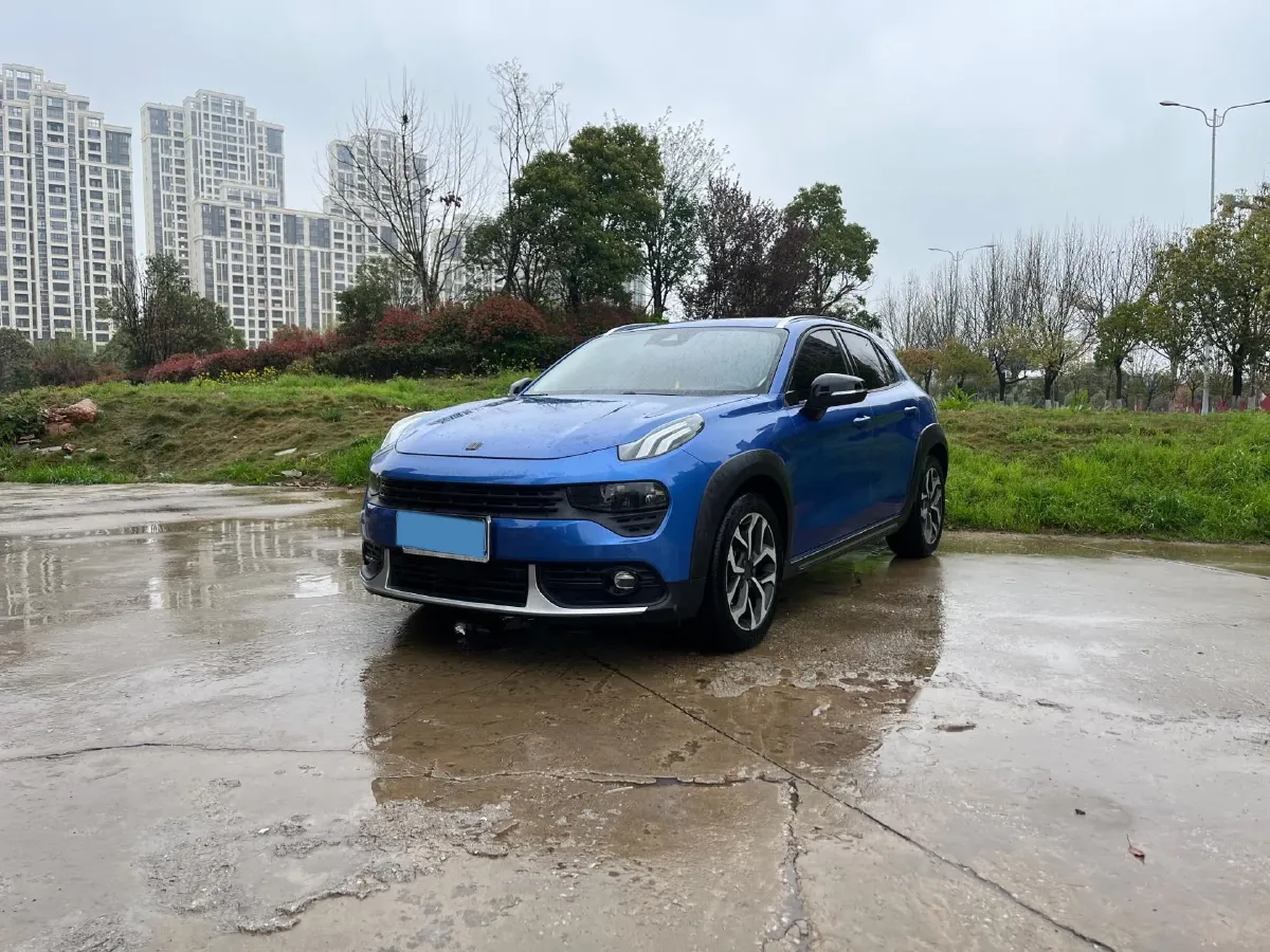 2018 Toyota C-HR 2.0L 171HP L4 CVT,autocango,china used car exporter,china ev exporter,chinese used car exporter,chinese used ev exporter