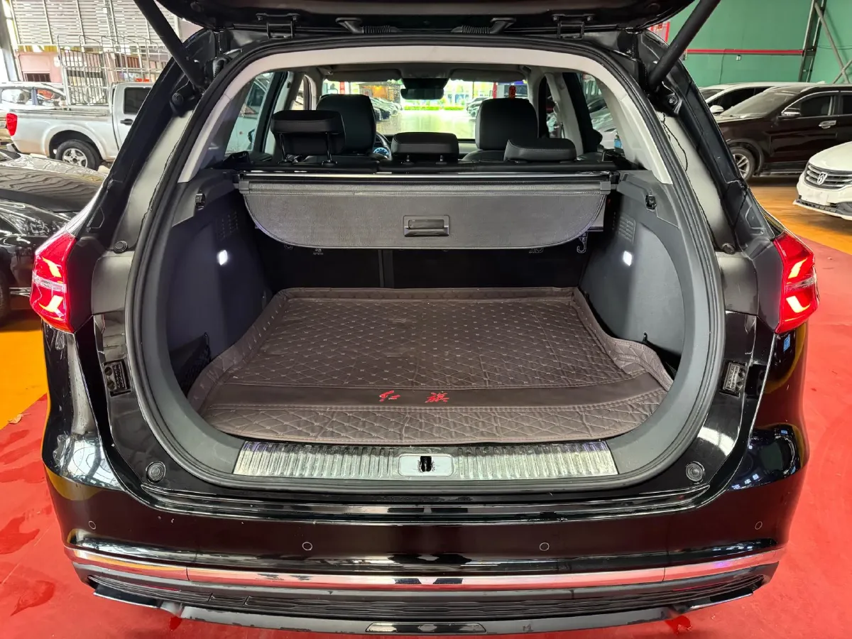 2019 HongQi HS5 2.0T 224HP L4 6AT,autocango,china used car exporter,china ev exporter,chinese used car exporter,chinese used ev exporter