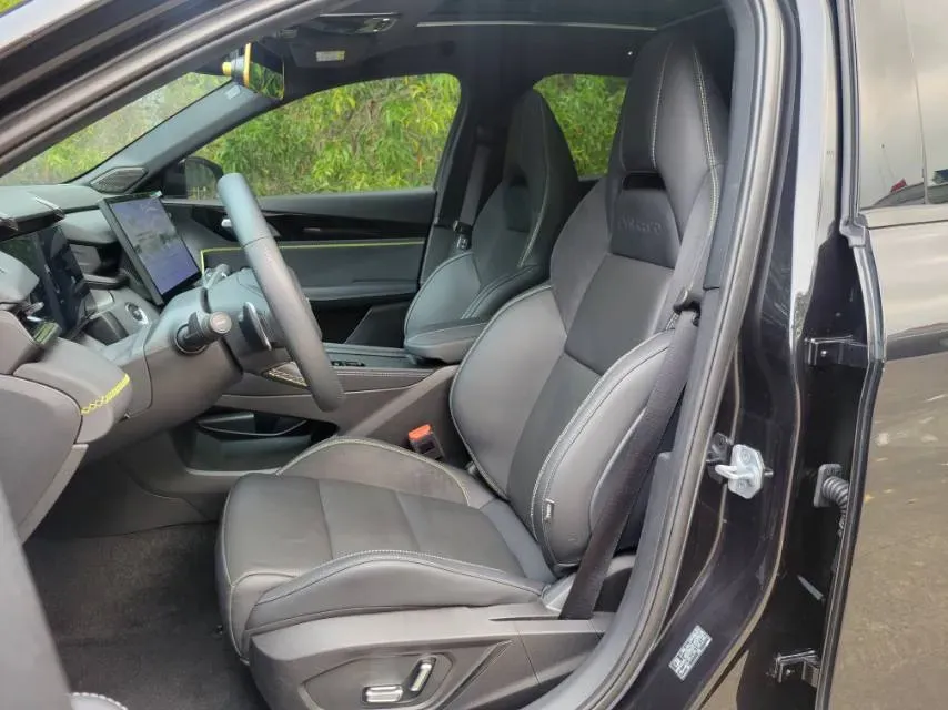 2023 MAXUS G50 1.5T 181HP L4 7DCT,autocango,china used car exporter,china ev exporter,chinese used car exporter,chinese used ev exporter