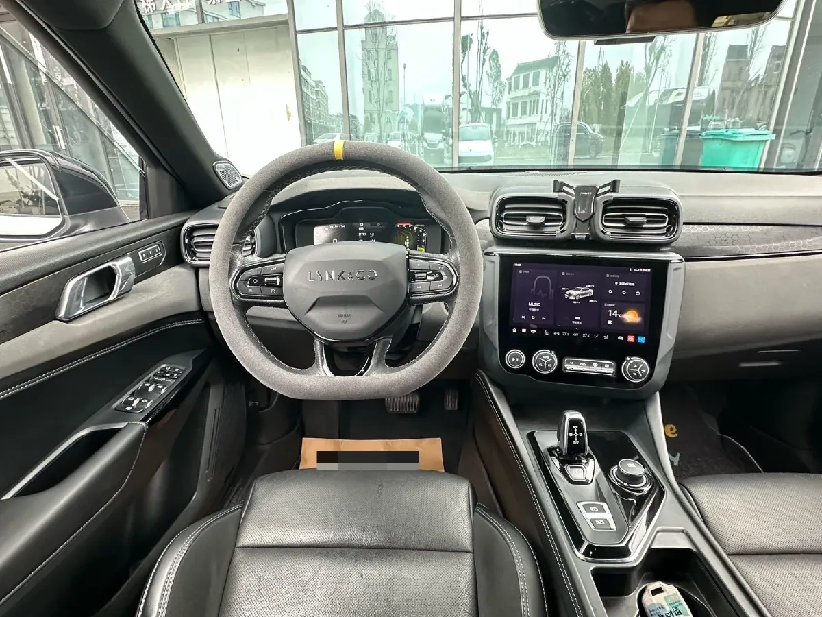 2022 LYNK&CO 03 2.0T 190HP L4 7DCT,autocango,china used car exporter,china ev exporter,chinese used car exporter,chinese used ev exporter