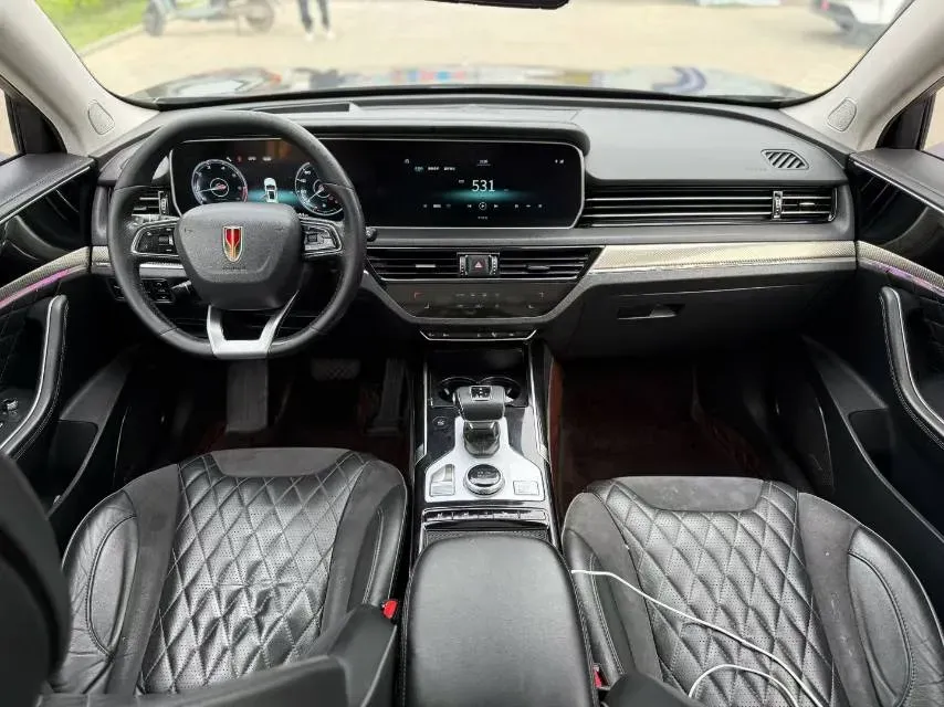 2022 HongQi HS5 2.0T 224HP L4 6AT,autocango,china used car exporter,china ev exporter,chinese used car exporter,chinese used ev exporter