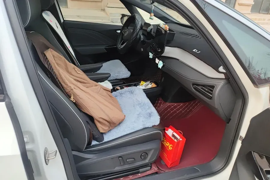 2024 Volkswagen ID.3 BEV 52.8KWH,autocango,china used car exporter,china ev exporter,chinese used car exporter,chinese used ev exporter