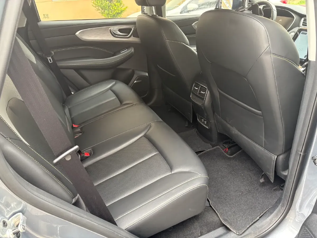 2020 Roewe RX5 1.5T 169HP L4 AMT PHEV 11.1KWH,autocango,china used car exporter,china ev exporter,chinese used car exporter,chinese used ev exporter