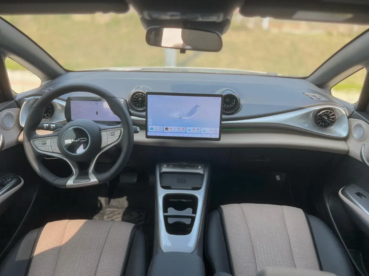 2025 BYD Dolphin BEV 45.12KWH,autocango,china used car exporter,china ev exporter,chinese used car exporter,chinese used ev exporter