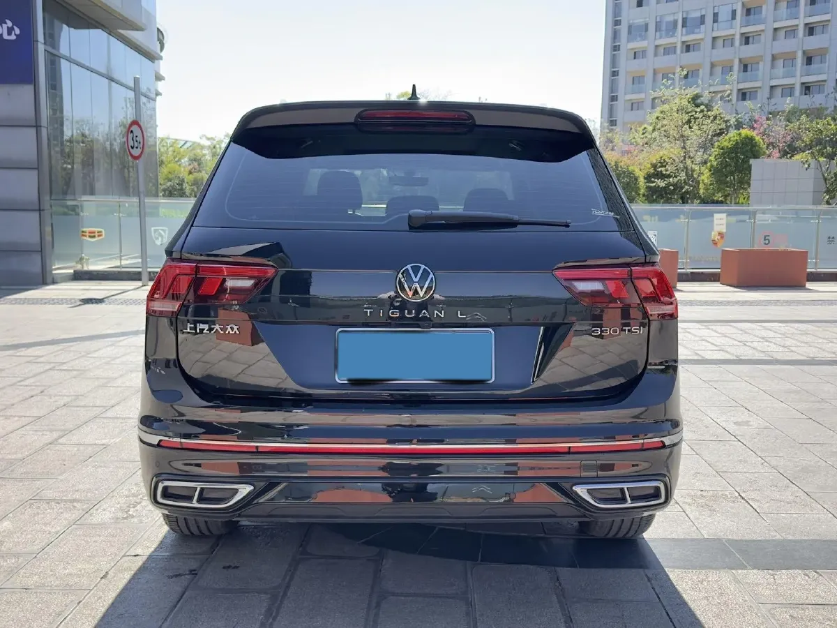 2024 Volkswagen Tiguan L 2.0T 186HP L4 7DCT,autocango,china used car exporter,china ev exporter,chinese used car exporter,chinese used ev exporter