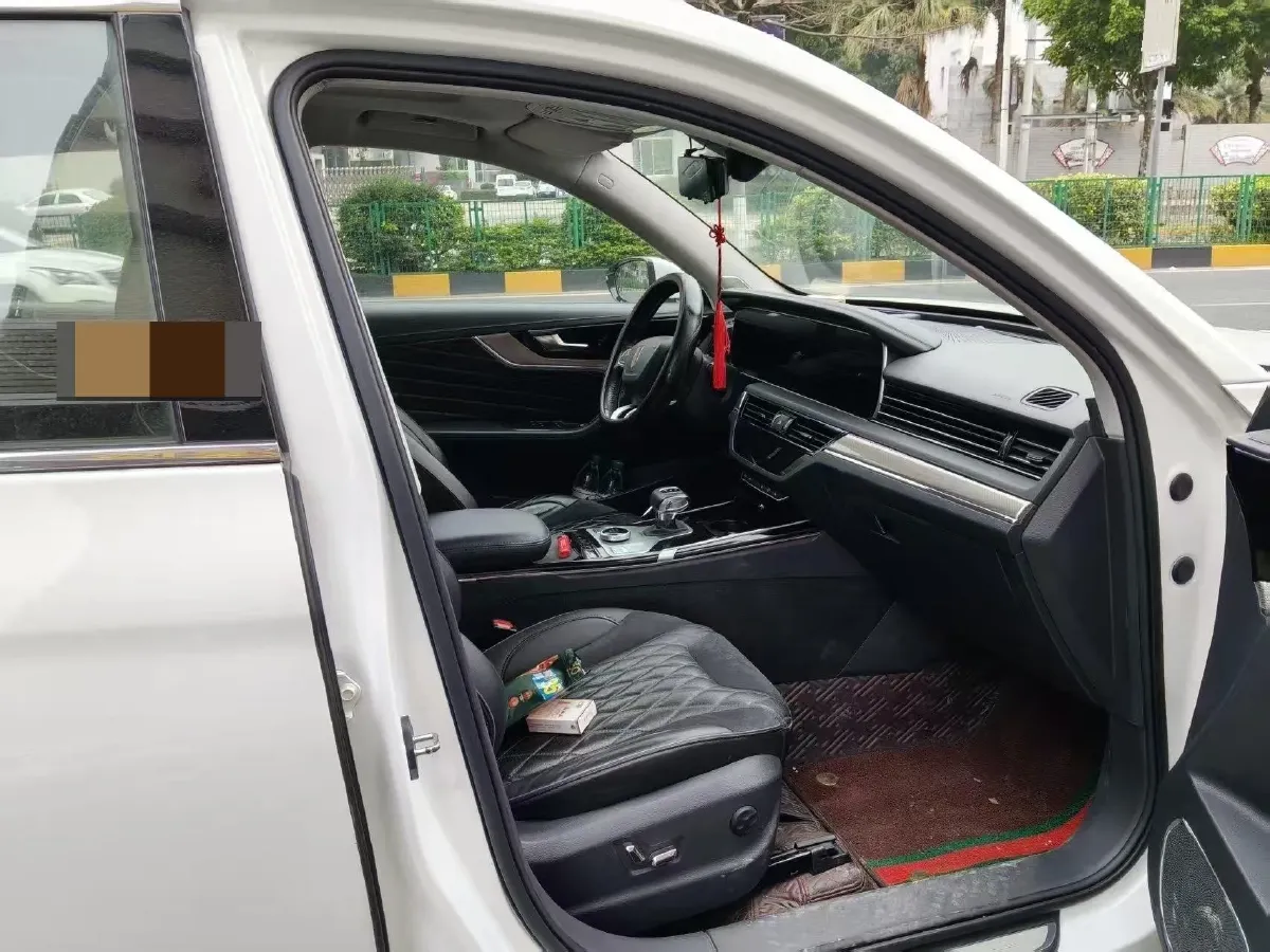 2019 HongQi HS5 2.0T 224HP L4 6AT,autocango,china used car exporter,china ev exporter,chinese used car exporter,chinese used ev exporter