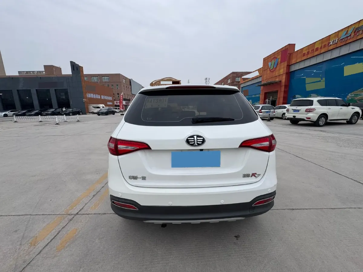 2017 FAW Senia R7 1.6L 116HP L4 6AT,autocango,china used car exporter,china ev exporter,chinese used car exporter,chinese used ev exporter