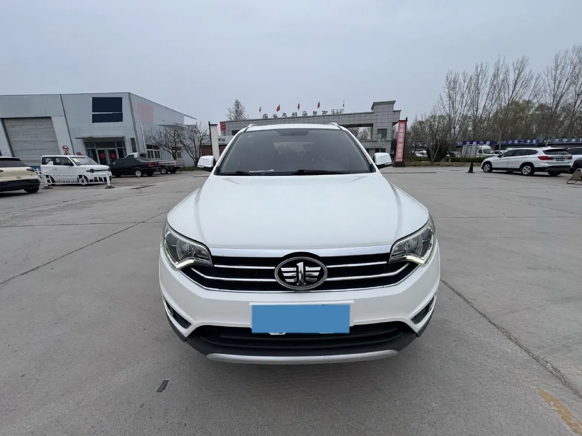 2017 FAW Senia R7 1.6L 116HP L4 6AT,autocango,china used car exporter,china ev exporter,chinese used car exporter,chinese used ev exporter