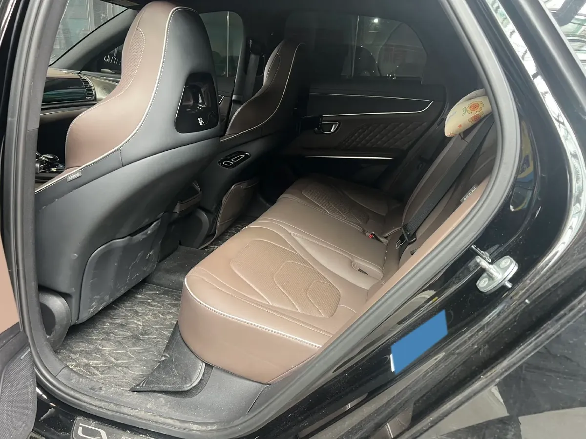 2022 Volkswagen Tiguan L 2.0T 186HP L4 7DCT,autocango,china used car exporter,china ev exporter,chinese used car exporter,chinese used ev exporter