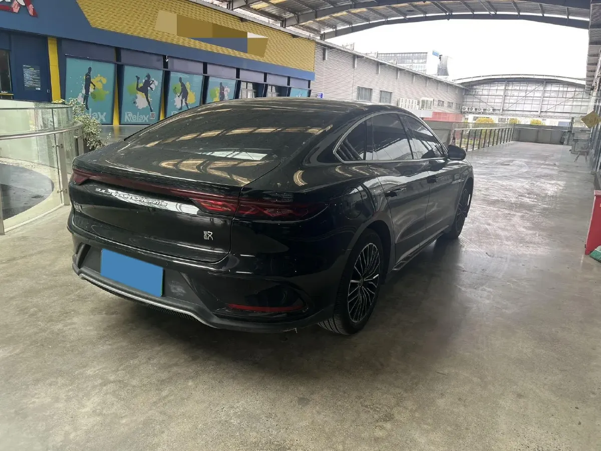 2022 Volkswagen Tiguan L 2.0T 186HP L4 7DCT,autocango,china used car exporter,china ev exporter,chinese used car exporter,chinese used ev exporter