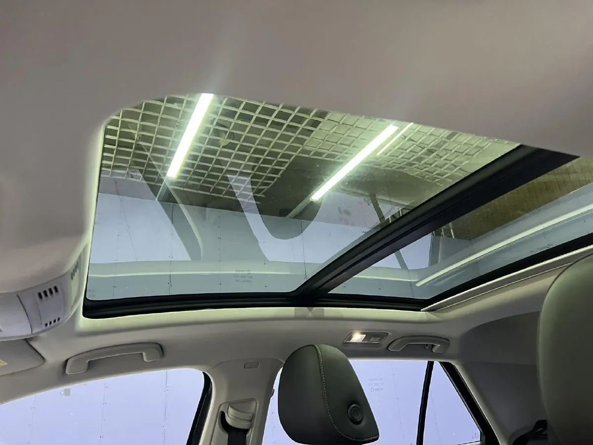 2021 Volkswagen T-Roc 1.4T 150HP L4 7DCT,autocango,china used car exporter,china ev exporter,chinese used car exporter,chinese used ev exporter