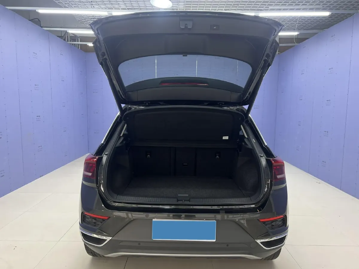 2021 Volkswagen T-Roc 1.4T 150HP L4 7DCT,autocango,china used car exporter,china ev exporter,chinese used car exporter,chinese used ev exporter