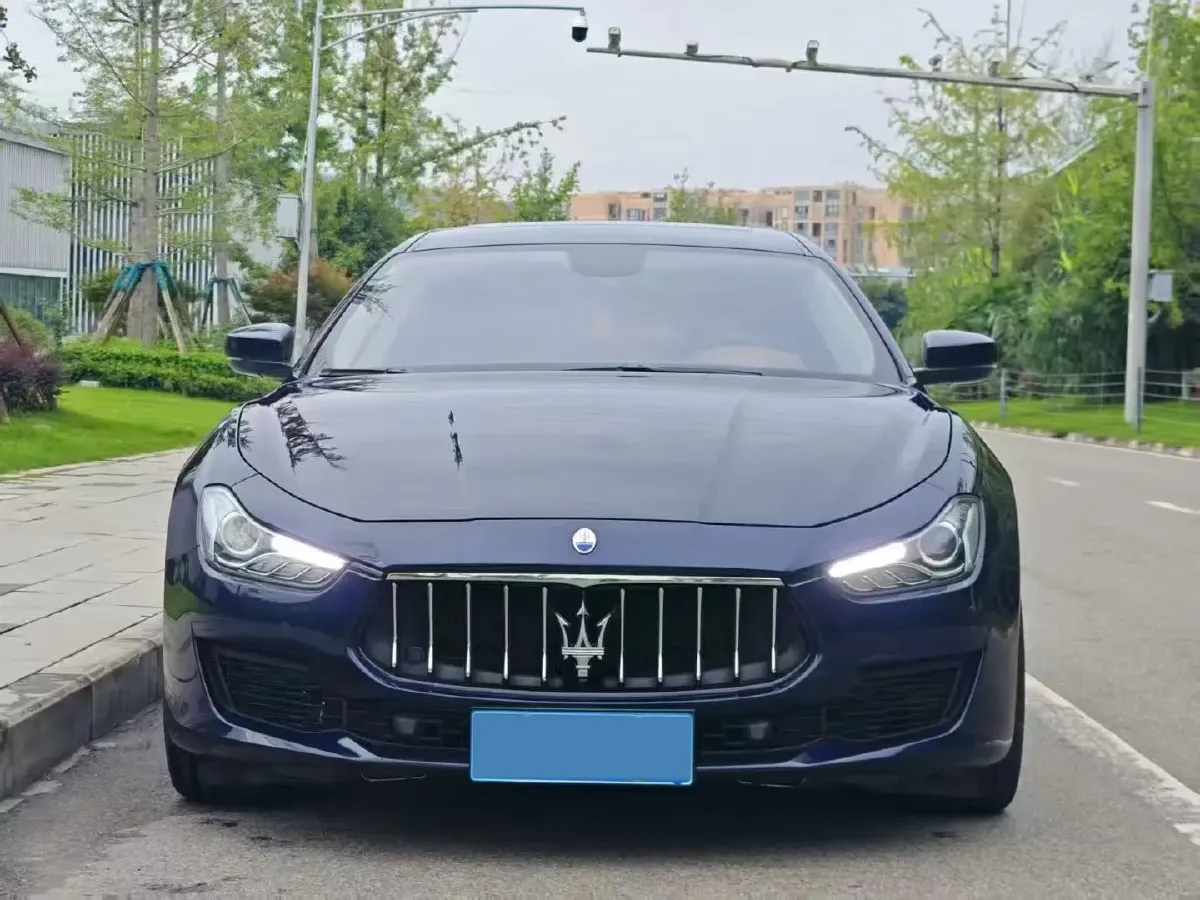 2019 Maserati Ghibli 3.0T 350HP V6 8AT,autocango,china used car exporter,china ev exporter,chinese used car exporter,chinese used ev exporter