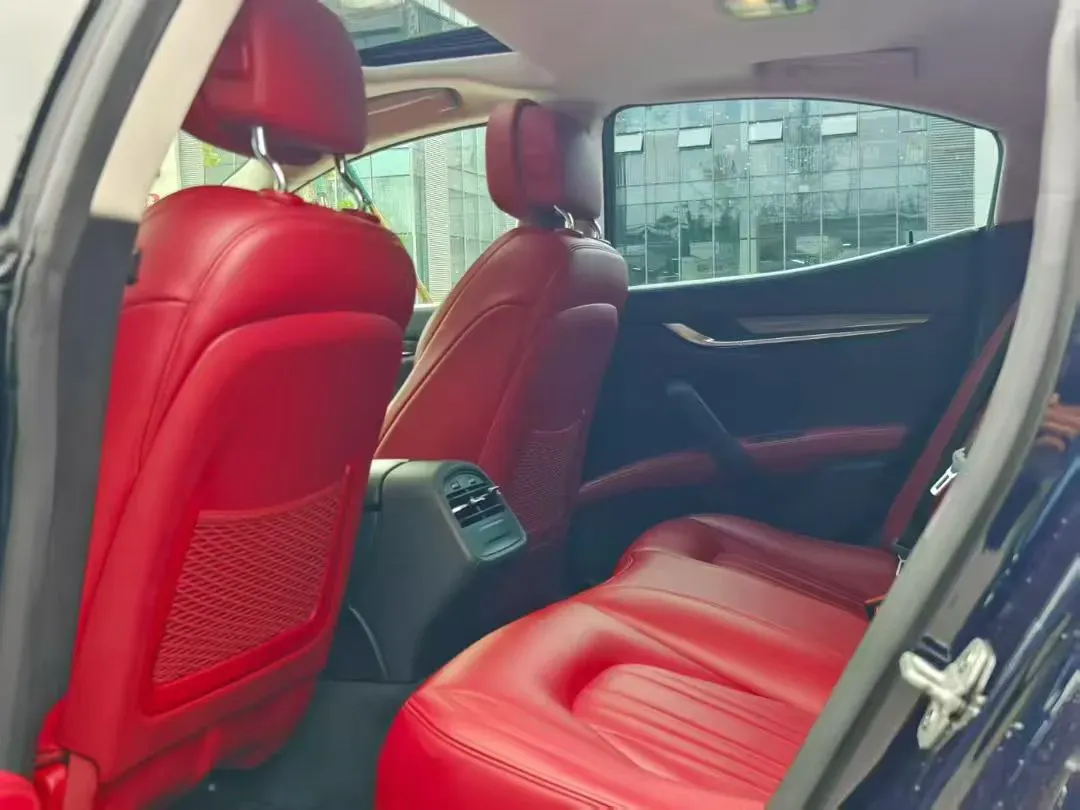 2019 Maserati Ghibli 3.0T 350HP V6 8AT,autocango,china used car exporter,china ev exporter,chinese used car exporter,chinese used ev exporter