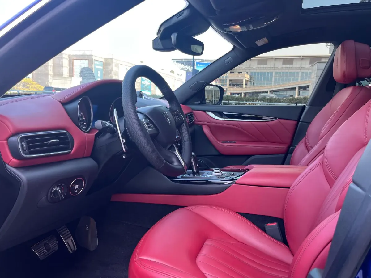 2019 Maserati Levante 3.0T 350HP V6 8AT,autocango,china used car exporter,china ev exporter,chinese used car exporter,chinese used ev exporter