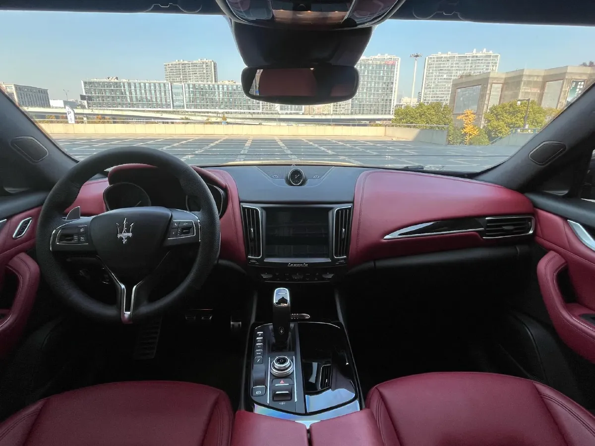 2019 Maserati Levante 3.0T 350HP V6 8AT,autocango,china used car exporter,china ev exporter,chinese used car exporter,chinese used ev exporter