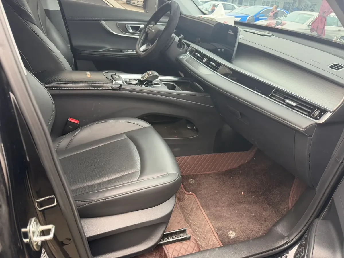 2022 Chery Tiggo 8 PRO 1.6T 197HP L4 7DCT,autocango,china used car exporter,china ev exporter,chinese used car exporter,chinese used ev exporter