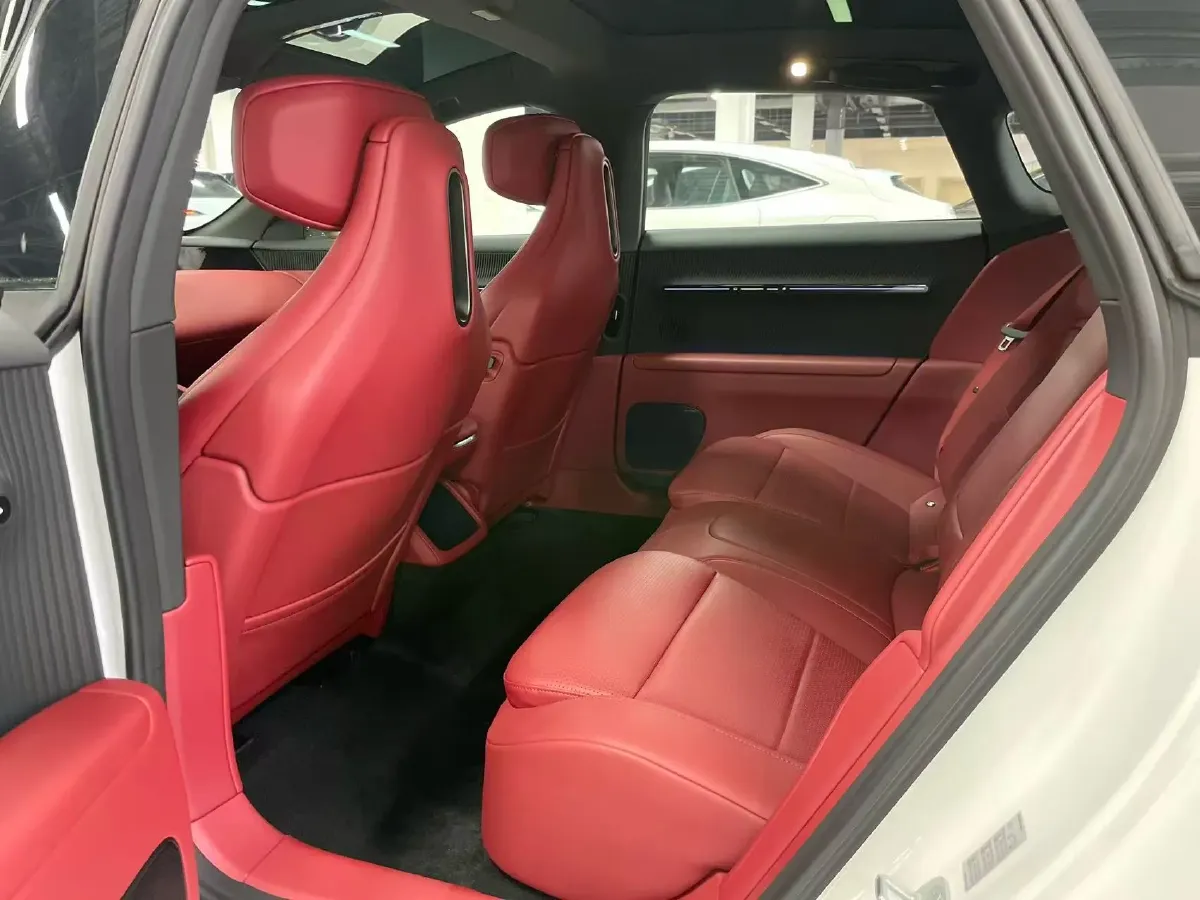 2026 Avatr 12 BEV,autocango,china used car exporter,china ev exporter,chinese used car exporter,chinese used ev exporter