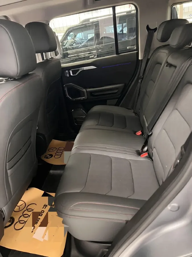 2024 Jetour Traveller 2.0T 254HP L4 7DCT,autocango,china used car exporter,china ev exporter,chinese used car exporter,chinese used ev exporter