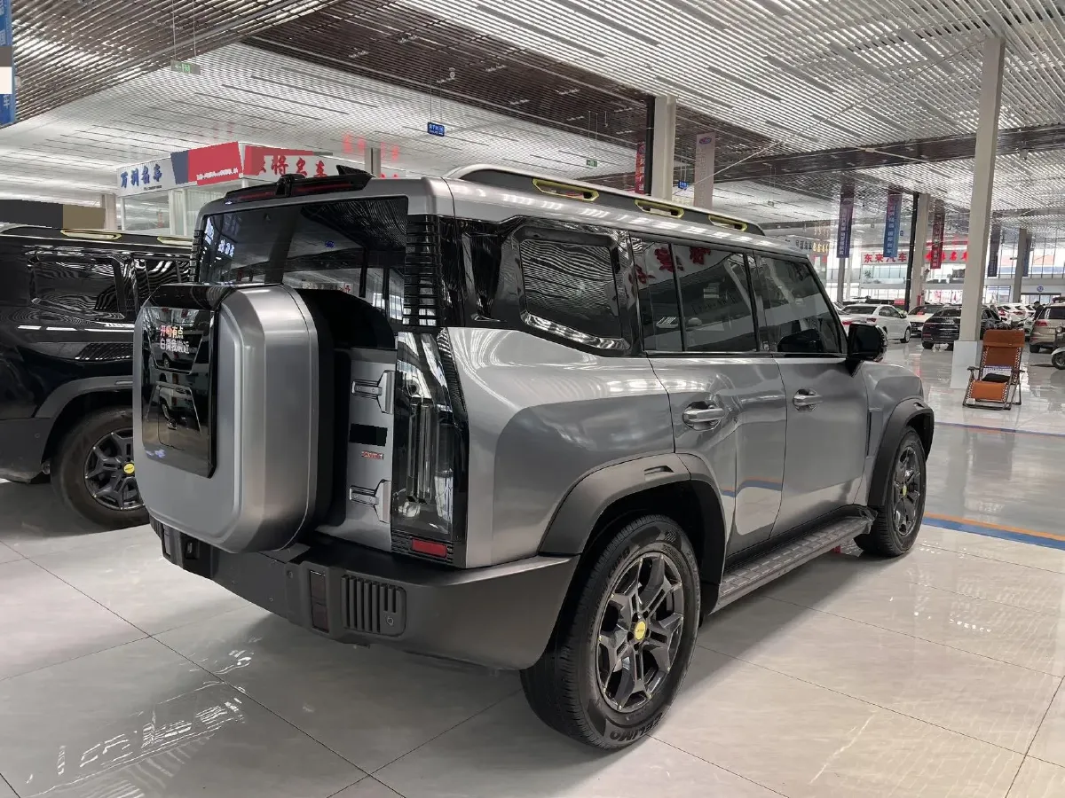 2024 Jetour Traveller 2.0T 254HP L4 7DCT,autocango,china used car exporter,china ev exporter,chinese used car exporter,chinese used ev exporter