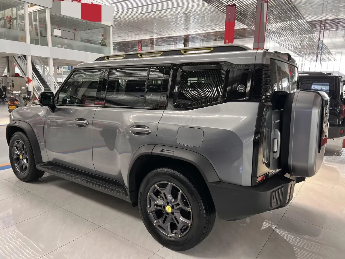 2024 Jetour Traveller 2.0T 254HP L4 7DCT,autocango,china used car exporter,china ev exporter,chinese used car exporter,chinese used ev exporter