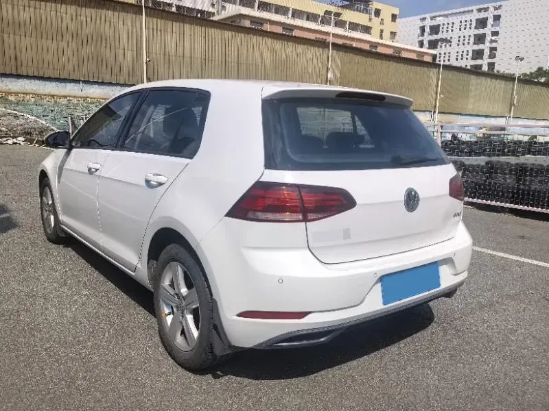 2018 Volkswagen Golf 1.6L 110HP L4 6AT,autocango,china used car exporter,china ev exporter,chinese used car exporter,chinese used ev exporter