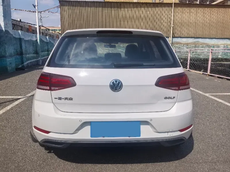 2018 Volkswagen Golf 1.6L 110HP L4 6AT,autocango,china used car exporter,china ev exporter,chinese used car exporter,chinese used ev exporter