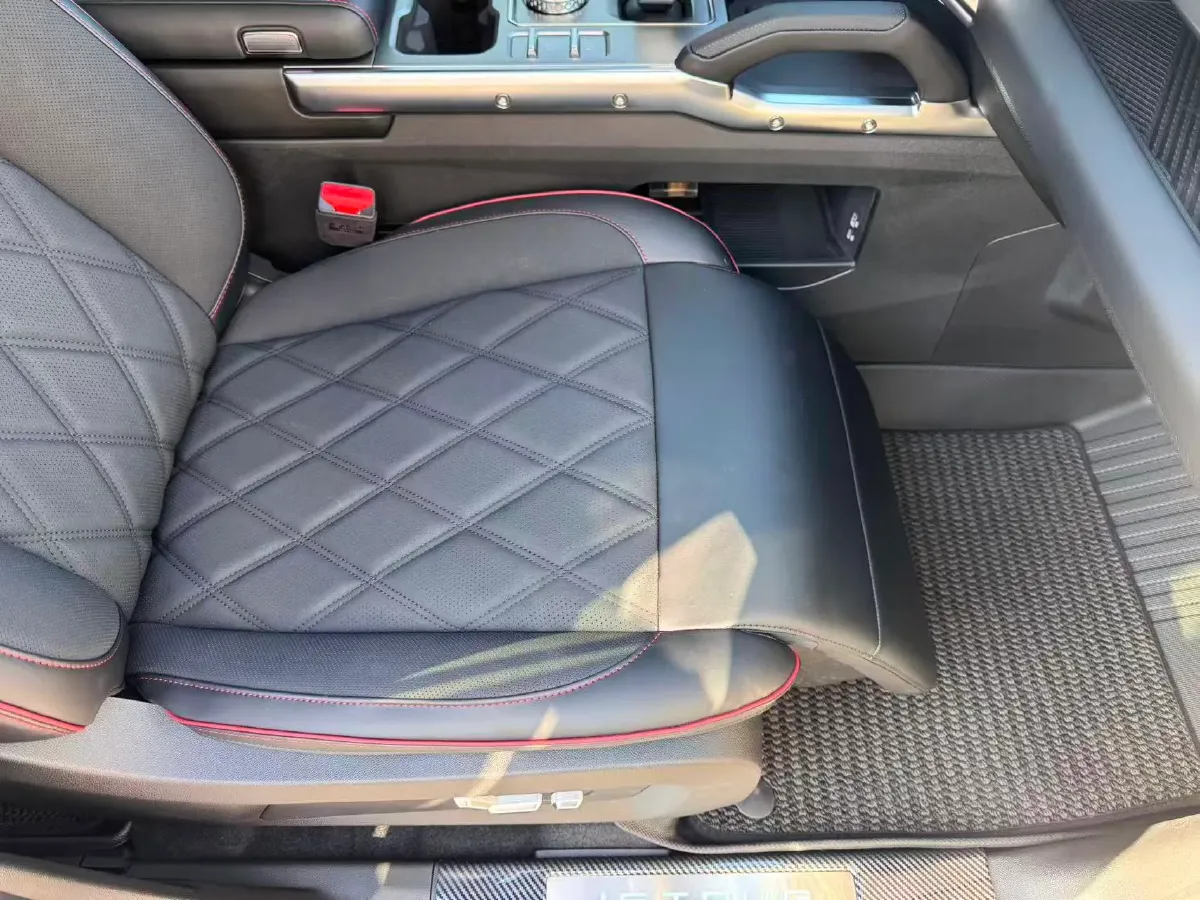 2026 Jetour Traveller 2.0T 254HP L4 7DCT,autocango,china used car exporter,china ev exporter,chinese used car exporter,chinese used ev exporter