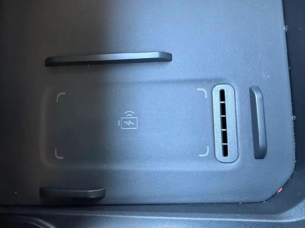 2026 Jetour Traveller 2.0T 254HP L4 7DCT,autocango,china used car exporter,china ev exporter,chinese used car exporter,chinese used ev exporter