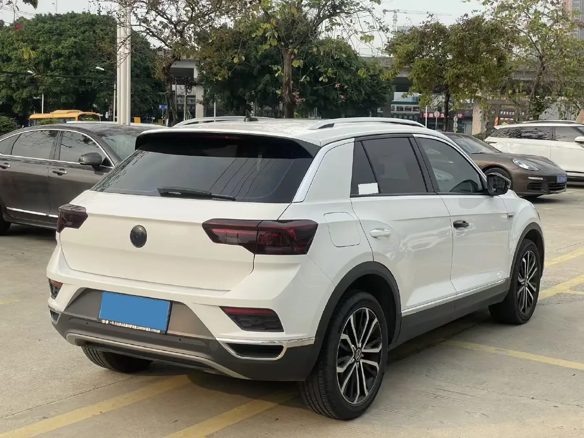 2021 Volkswagen T-Roc 1.4T 150HP L4 7DCT,autocango,china used car exporter,china ev exporter,chinese used car exporter,chinese used ev exporter