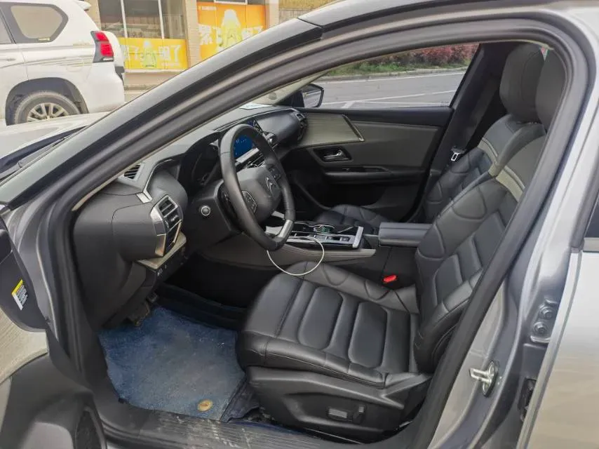 2021 Citroen C5 X 1.6T 175HP L4 8AT,autocango,china used car exporter,china ev exporter,chinese used car exporter,chinese used ev exporter