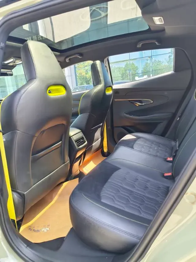 2022 ChangAn UNI-T 1.5T 188HP L4 7DCT,autocango,china used car exporter,china ev exporter,chinese used car exporter,chinese used ev exporter