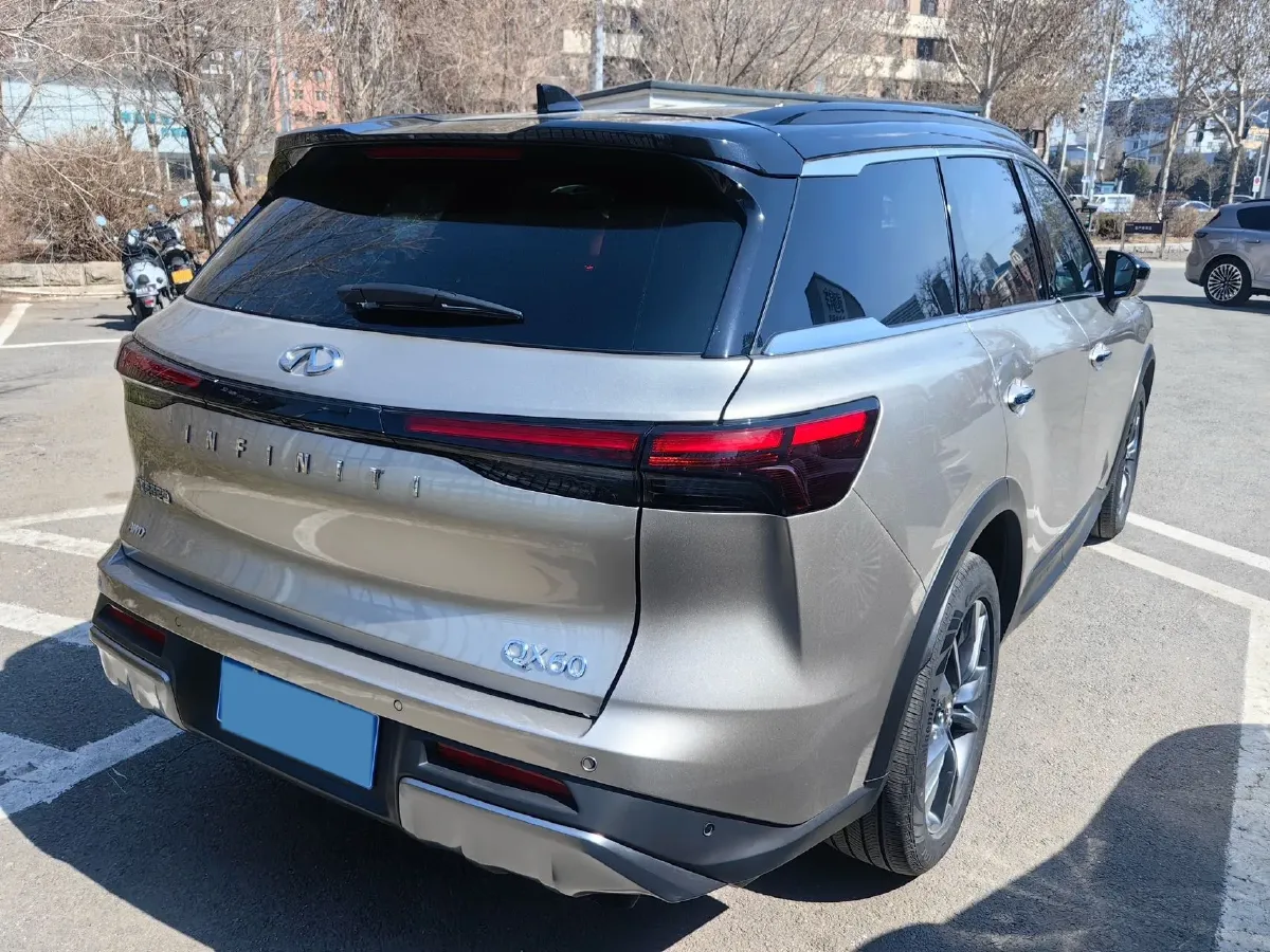 2024 Infiniti QX60 2.0T 252HP L4 9AT,autocango,china used car exporter,china ev exporter,chinese used car exporter,chinese used ev exporter