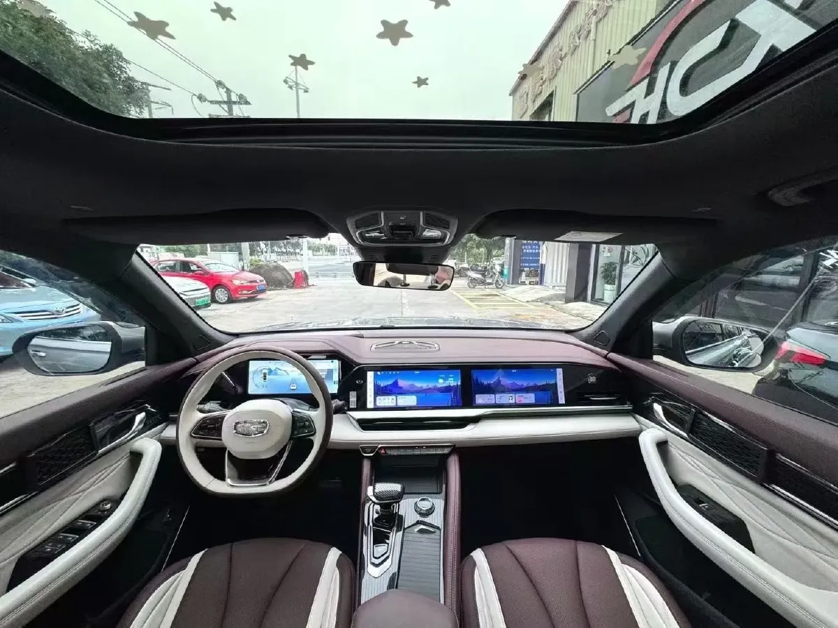 2021 Geely Monjaro 2.0T 218HP L4 7DCT,autocango,china used car exporter,china ev exporter,chinese used car exporter,chinese used ev exporter