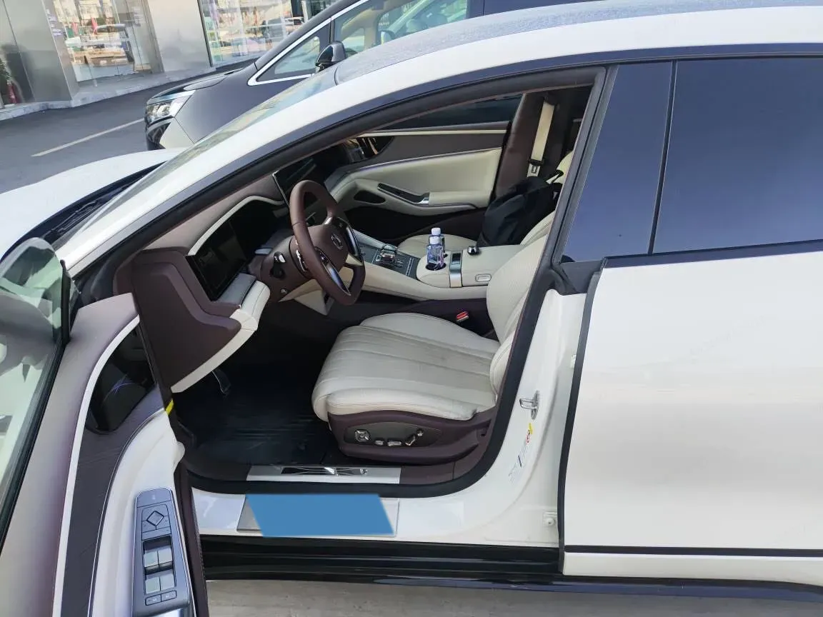 2024 Denza DenzaZ9GT 2.0T 207HP L4 E-CVT PHEV 38.5KWH,autocango,china used car exporter,china ev exporter,chinese used car exporter,chinese used ev exporter