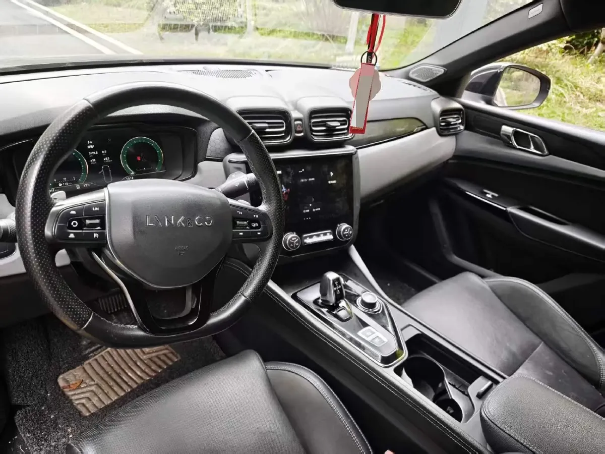 2020 LYNK&CO 03 1.5T 180HP L3 7DCT,autocango,china used car exporter,china ev exporter,chinese used car exporter,chinese used ev exporter