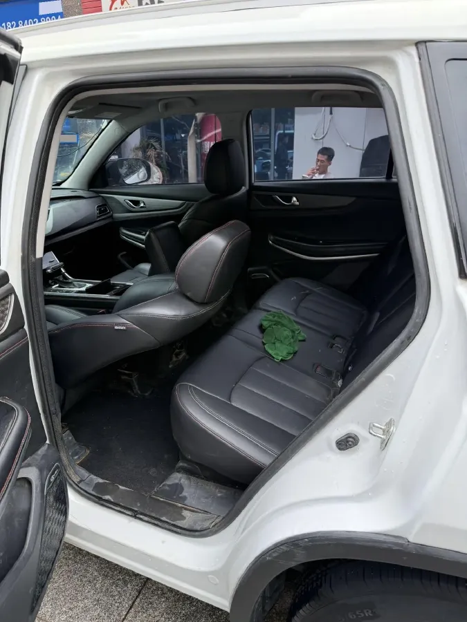 2021 ChangAn CS75 1.5T 178HP L4 7DCT,autocango,china used car exporter,china ev exporter,chinese used car exporter,chinese used ev exporter