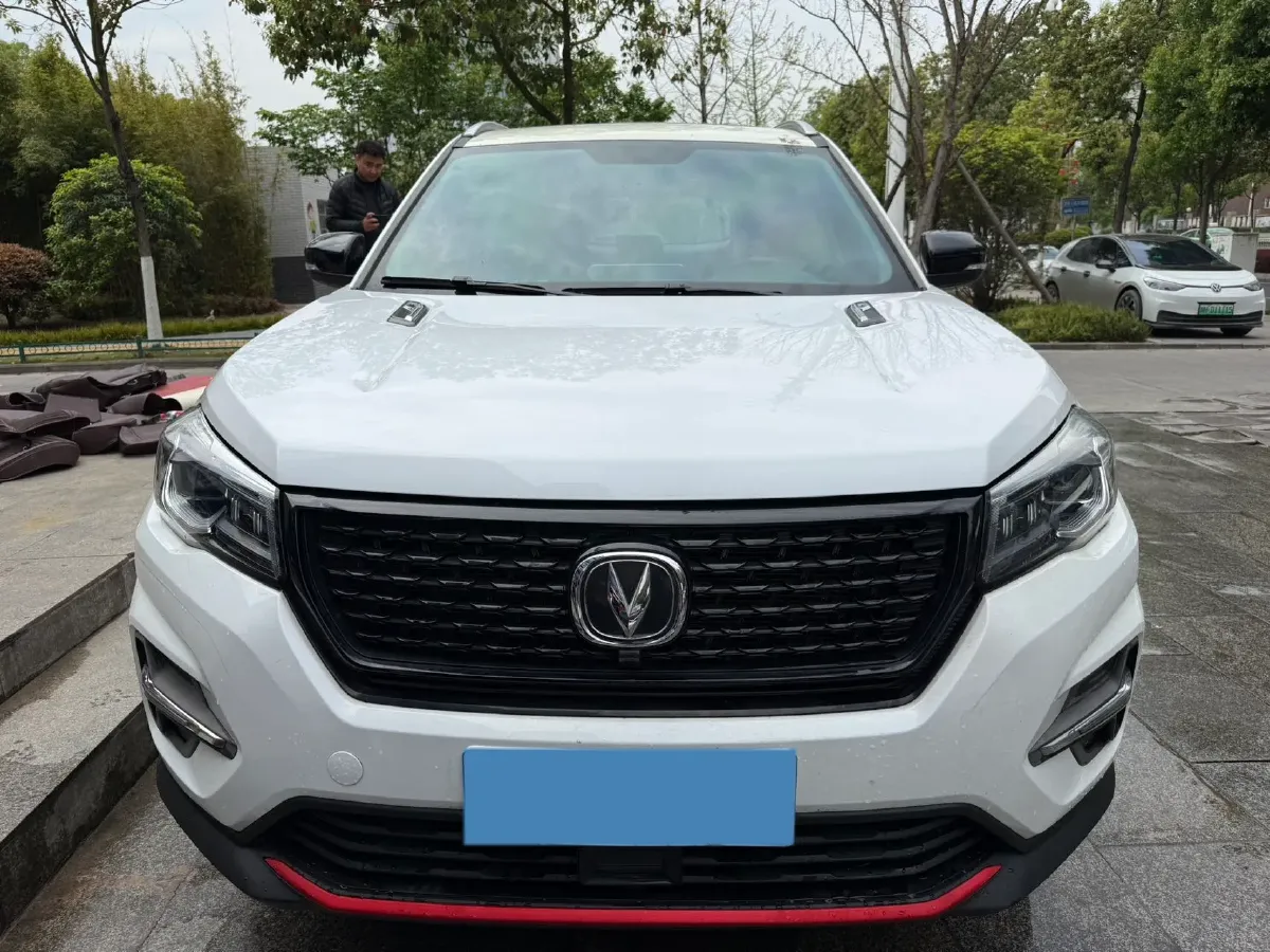 2021 ChangAn CS75 1.5T 178HP L4 7DCT,autocango,china used car exporter,china ev exporter,chinese used car exporter,chinese used ev exporter