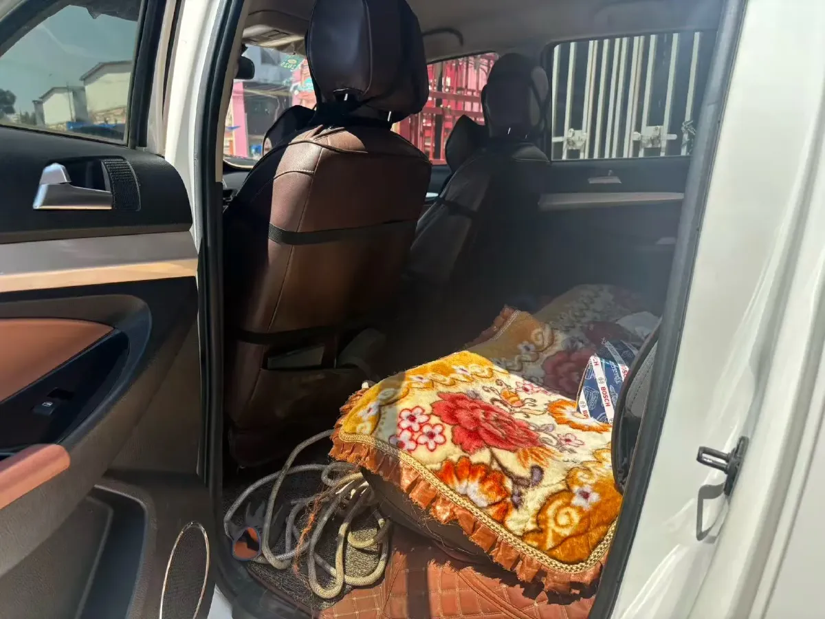 2017 Foday Lion F22 1.9T 150HP L4 6MT,autocango,china used car exporter,china ev exporter,chinese used car exporter,chinese used ev exporter