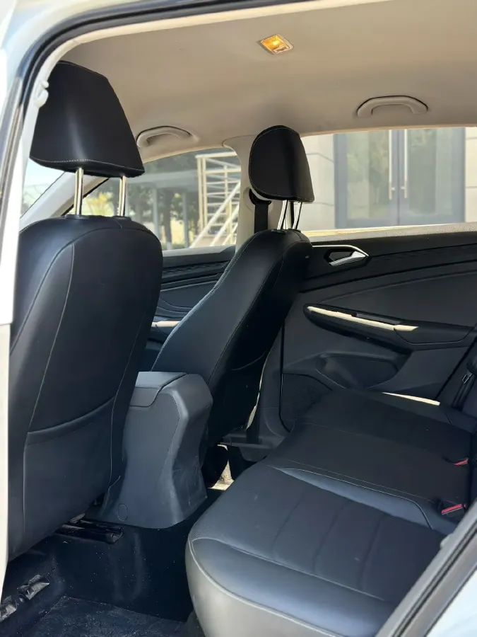 2021 Jetta VS5 1.4T 150HP L4 5MT,autocango,china used car exporter,china ev exporter,chinese used car exporter,chinese used ev exporter