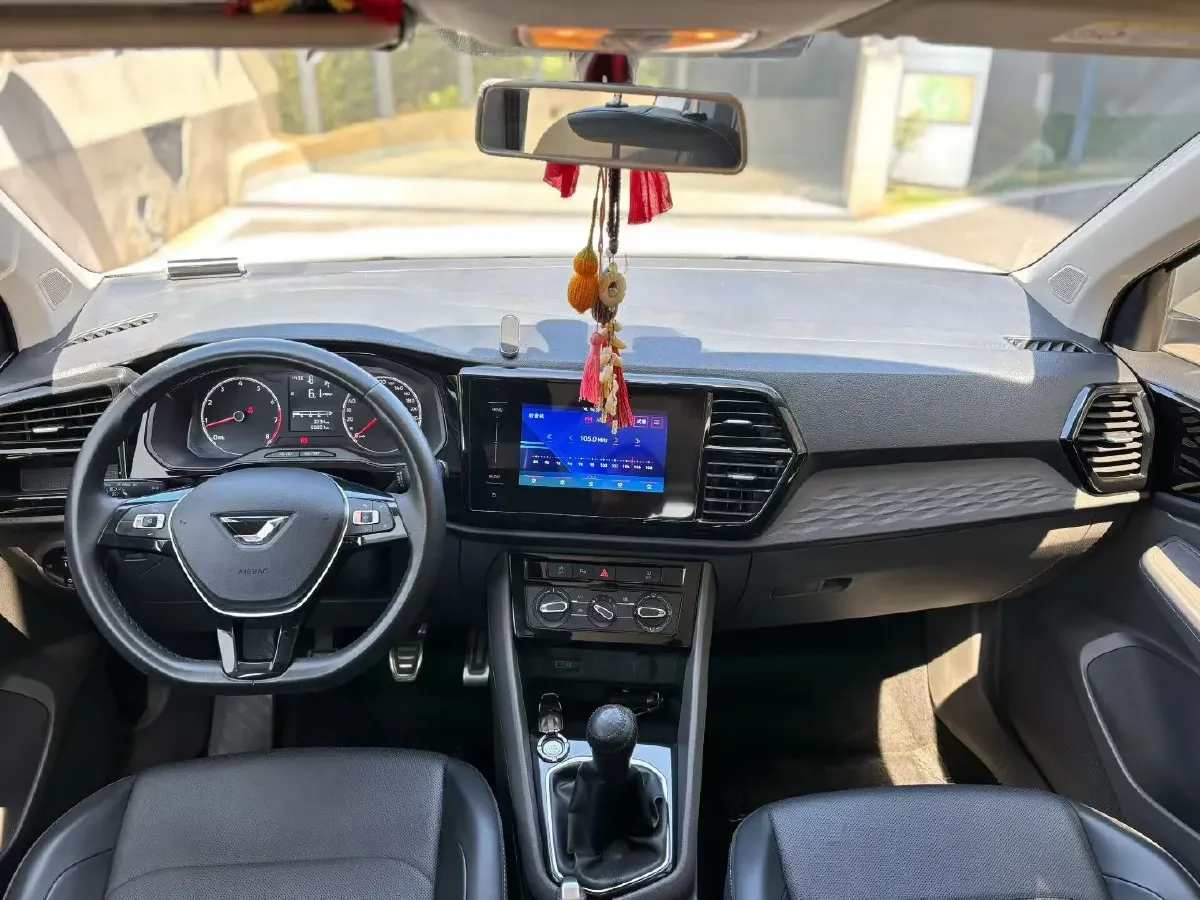 2021 Jetta VS5 1.4T 150HP L4 5MT,autocango,china used car exporter,china ev exporter,chinese used car exporter,chinese used ev exporter