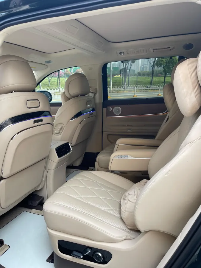 2024 AITO AITO M9 1.5T 152HP L4 REEV 42KWH,autocango,china used car exporter,china ev exporter,chinese used car exporter,chinese used ev exporter