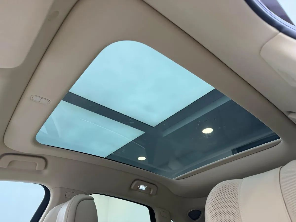 2025 AITO AITO M5 1.5T 152HP L4 REEV 42KWH,autocango,china used car exporter,china ev exporter,chinese used car exporter,chinese used ev exporter