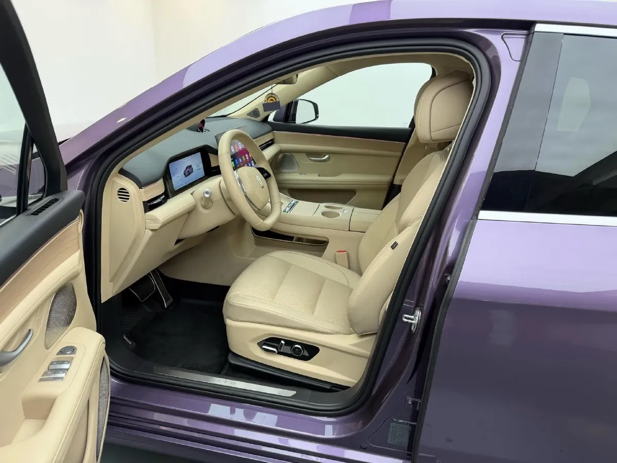 2025 AITO AITO M5 1.5T 152HP L4 REEV 42KWH,autocango,china used car exporter,china ev exporter,chinese used car exporter,chinese used ev exporter