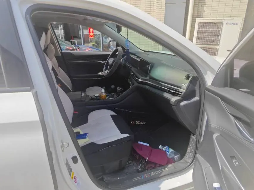 2020 ChangAn CS75 Plus 1.5T 178HP L4 6AT,autocango,china used car exporter,china ev exporter,chinese used car exporter,chinese used ev exporter