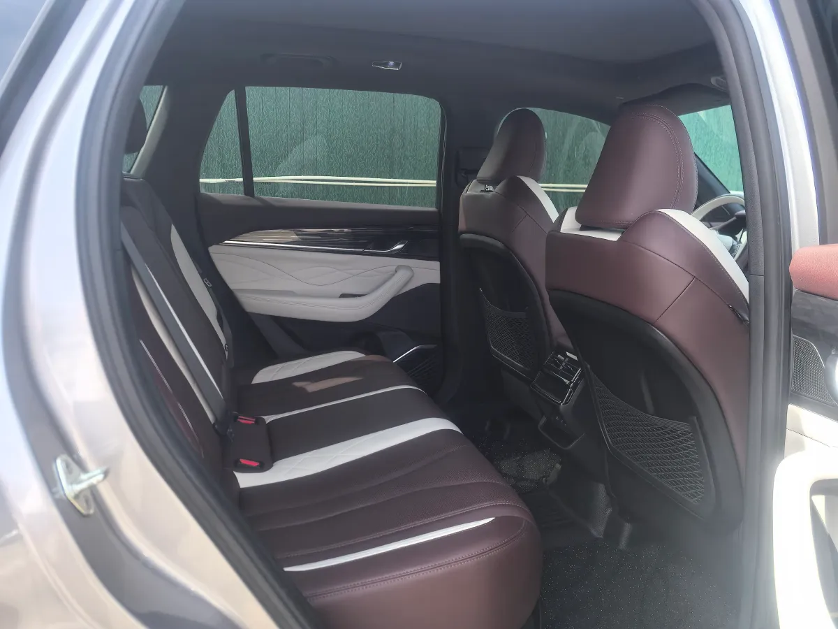 2024 Geely Monjaro 2.0T 238HP L4 8AT,autocango,china used car exporter,china ev exporter,chinese used car exporter,chinese used ev exporter