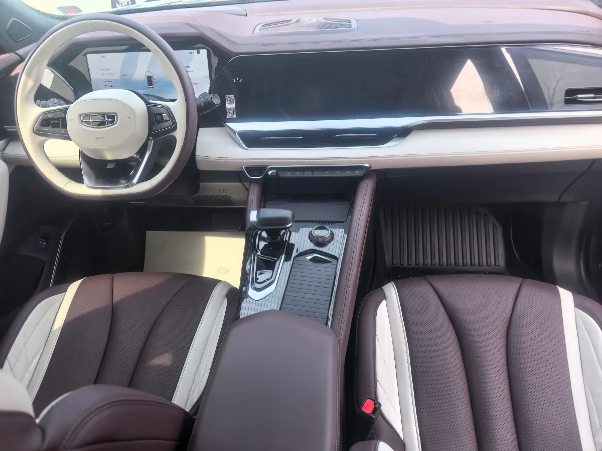 2024 Geely Monjaro 2.0T 238HP L4 8AT,autocango,china used car exporter,china ev exporter,chinese used car exporter,chinese used ev exporter