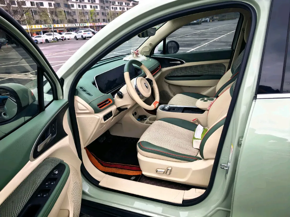 2022 ChangAn CS75 Plus 1.5T 178HP L4 6AT,autocango,china used car exporter,china ev exporter,chinese used car exporter,chinese used ev exporter